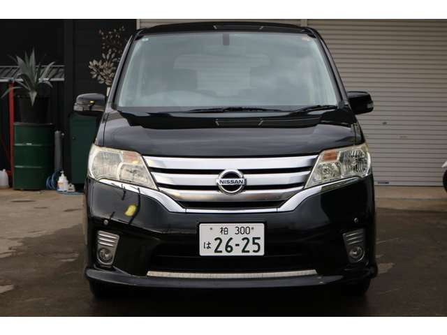 Nissan Serena 9