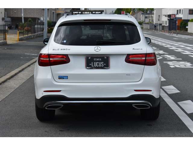 Mercedes-Benz GLC 10