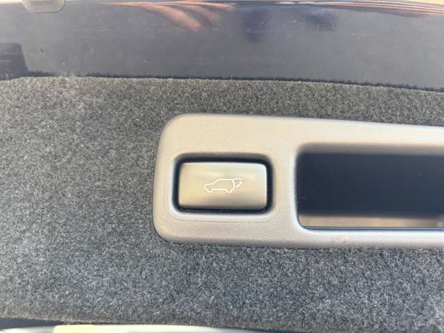 Toyota Harrier 8