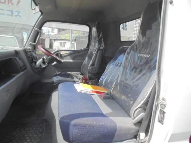 Mitsubishi Fuso Canter 4