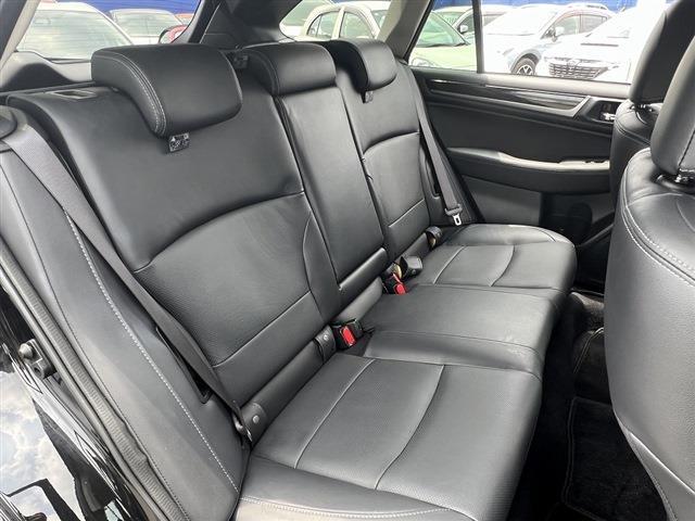 Subaru Legacy Outback 8