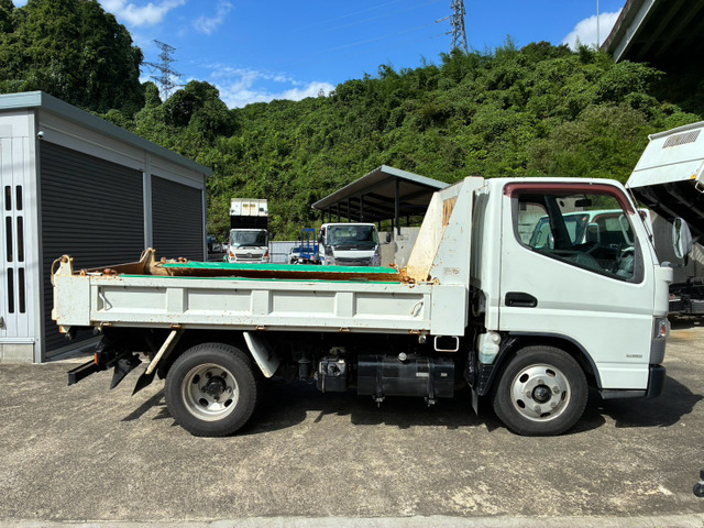 Mitsubishi Fuso Canter 4