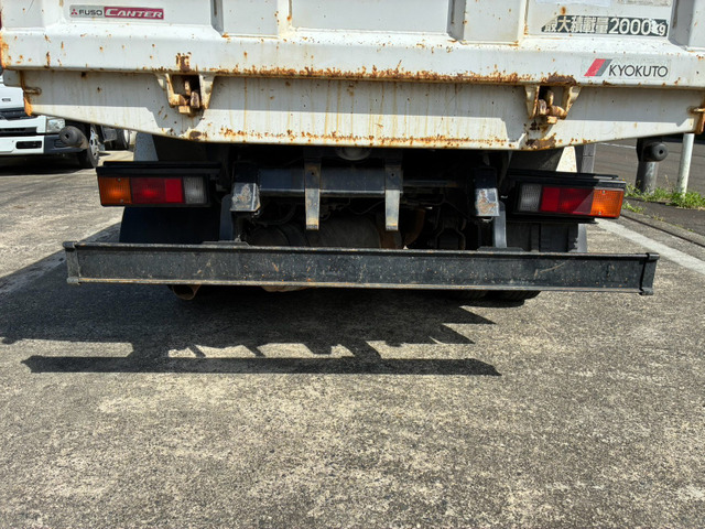 Mitsubishi Fuso Canter 9