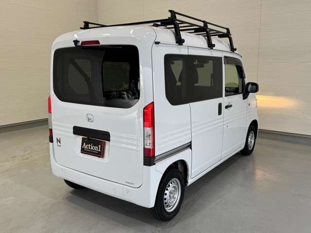 Honda N-VAN 9