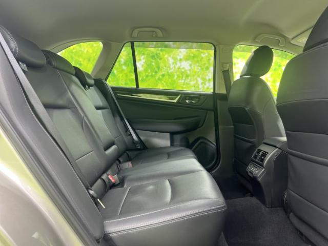 Subaru Legacy Outback 7