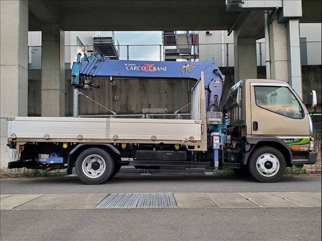 Mitsubishi Fuso Canter 7