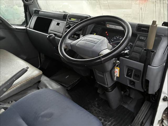 Mitsubishi Fuso Canter 3