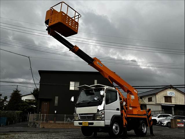 Mitsubishi Fuso Canter 4