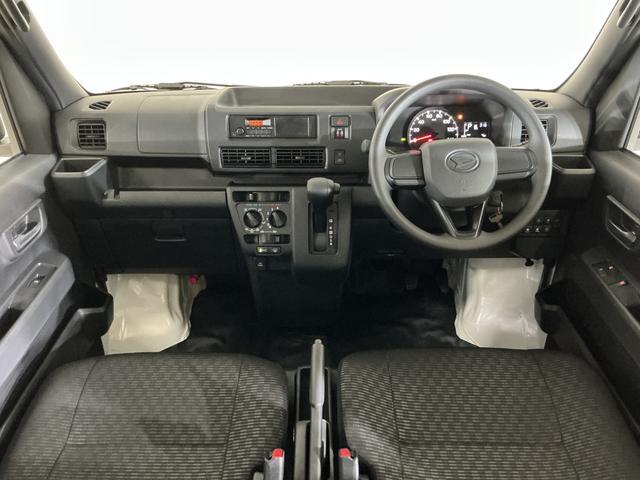 Daihatsu Hijet Cargo 3