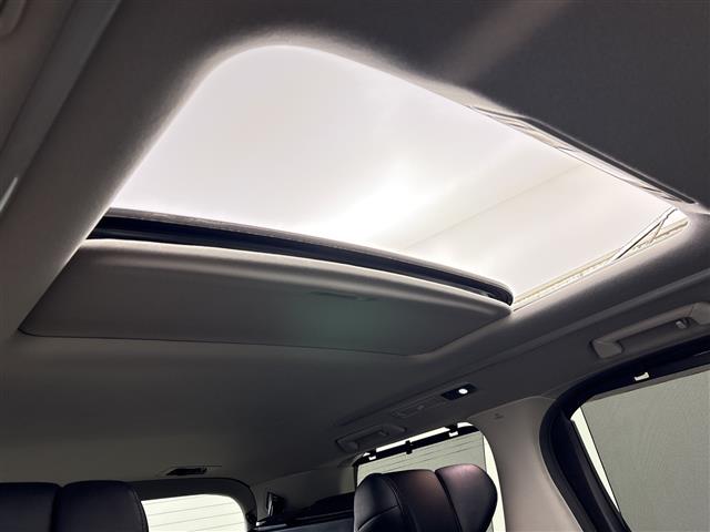 Toyota Alphard 5