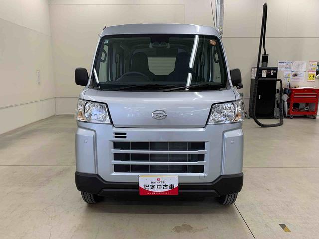 Daihatsu Hijet Cargo 5