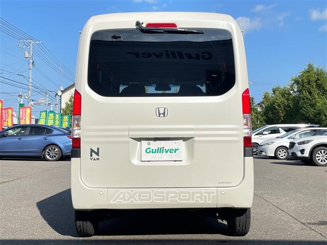 Honda N-VAN 12