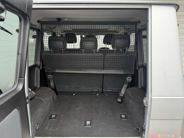 Mercedes-Benz G-Class 9