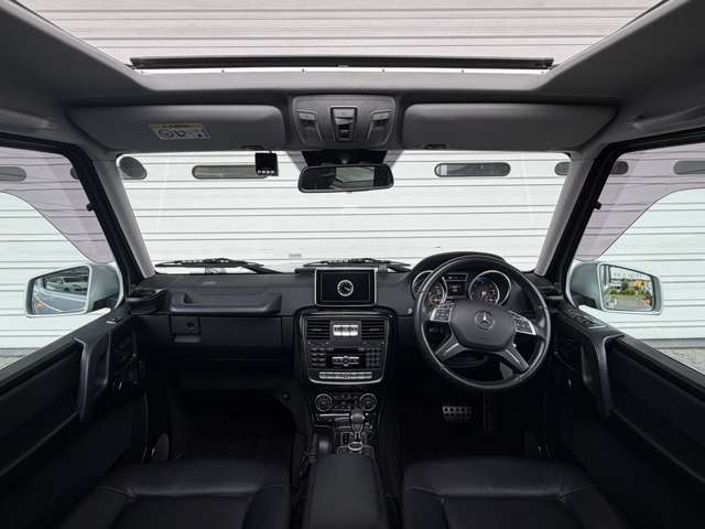 Mercedes-Benz G-Class 10