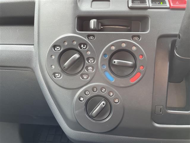 Toyota Town Ace Van 12