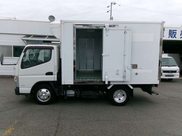 Mitsubishi Fuso Canter 4