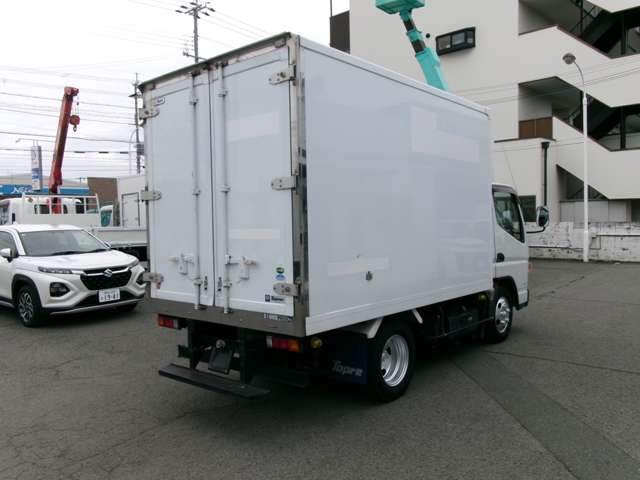 Mitsubishi Fuso Canter 6
