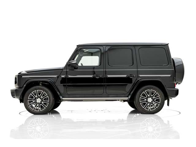 Mercedes-Benz G-Class 4