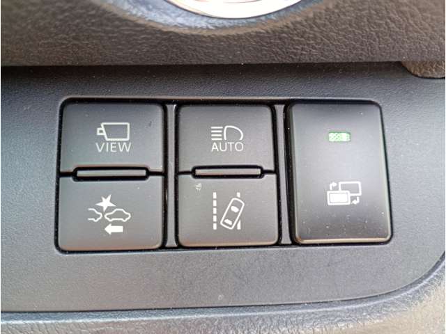 Toyota Sienta 7