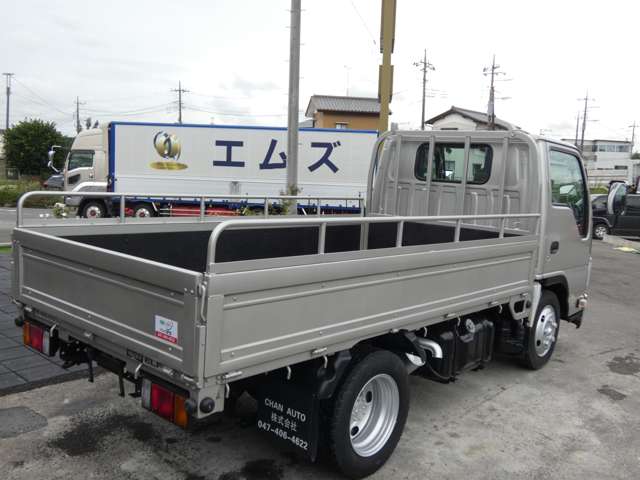 Isuzu Elf 6