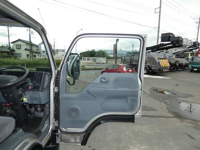 Isuzu Elf 10