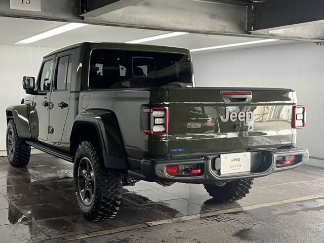Jeep Gladiator 12