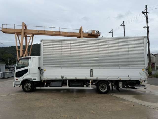 Mitsubishi Fuso Fighter 8