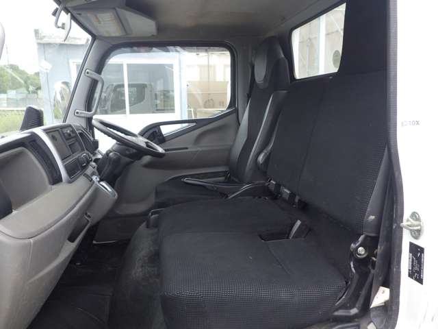 Mitsubishi Fuso Canter 11