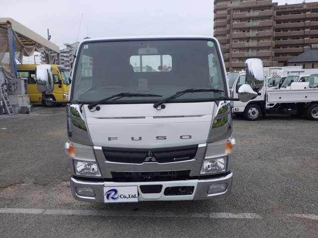 Mitsubishi Fuso Canter 4