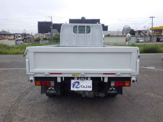 Mitsubishi Fuso Canter 5