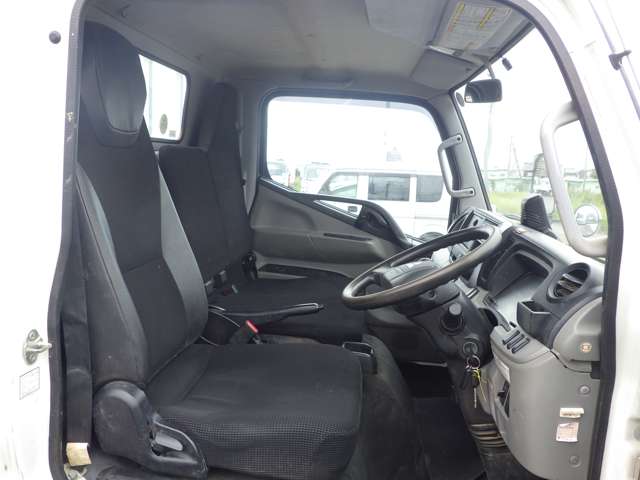 Mitsubishi Fuso Canter 10