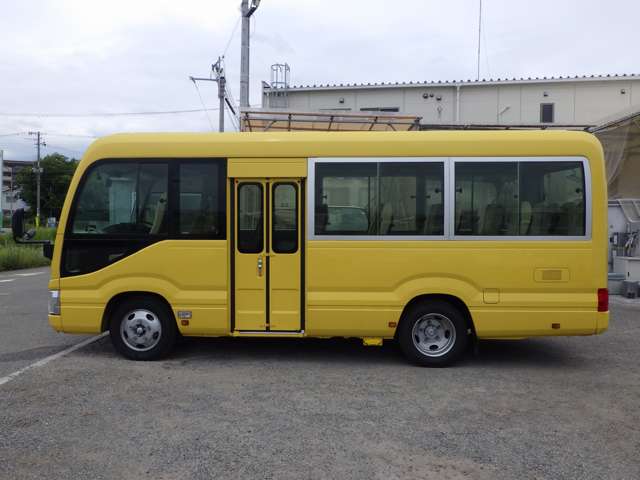 Toyota Coaster 3