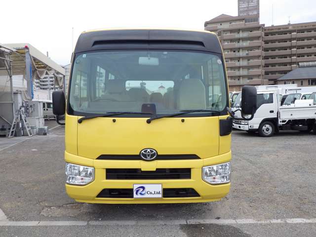 Toyota Coaster 4