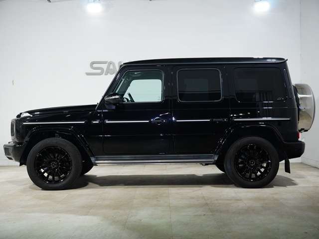 Mercedes-Benz G-Class 5