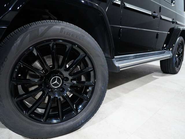 Mercedes-Benz G-Class 10