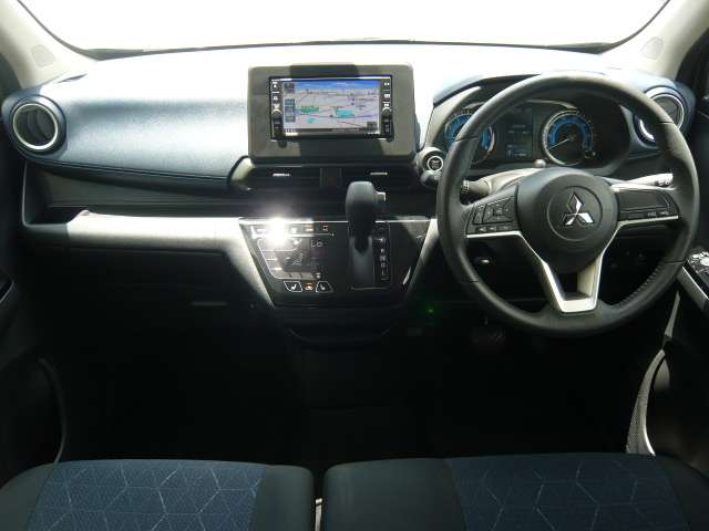 Mitsubishi eK X 5