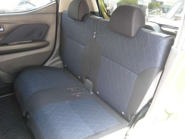 Mitsubishi eK X 7