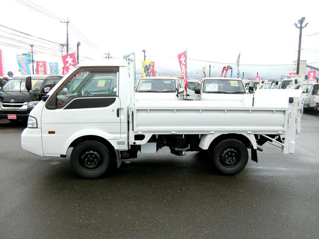Mazda Bongo Truck 3