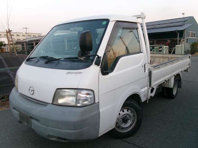 Mazda Bongo Truck 3