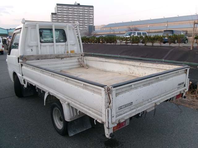 Mazda Bongo Truck 6