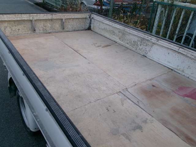 Mazda Bongo Truck 8