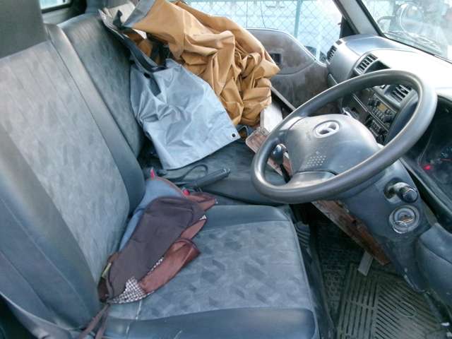 Mazda Bongo Truck 9