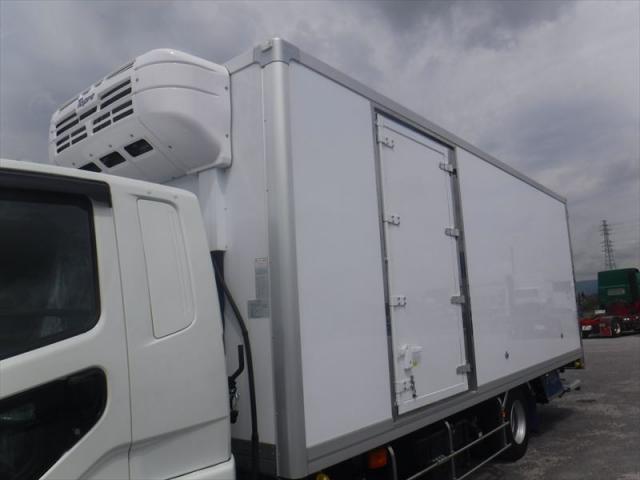Mitsubishi Fuso Fighter 2