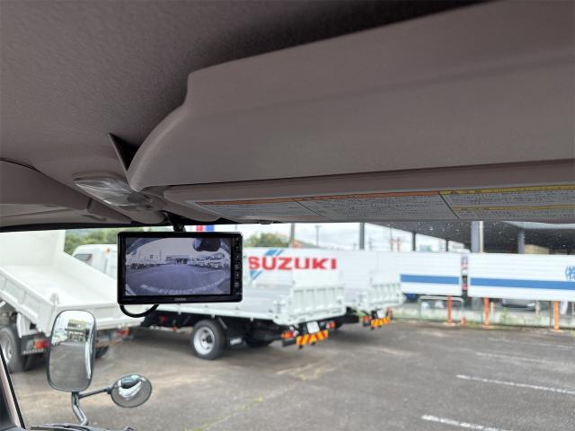 Mitsubishi Fuso Canter 11