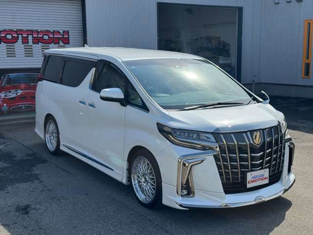 Toyota Alphard 2