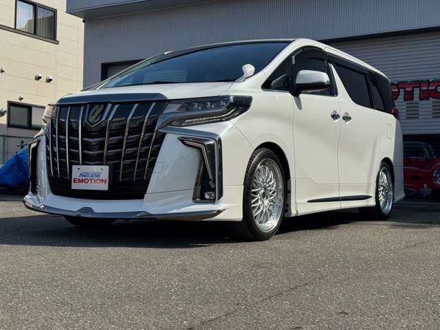 Toyota Alphard 5