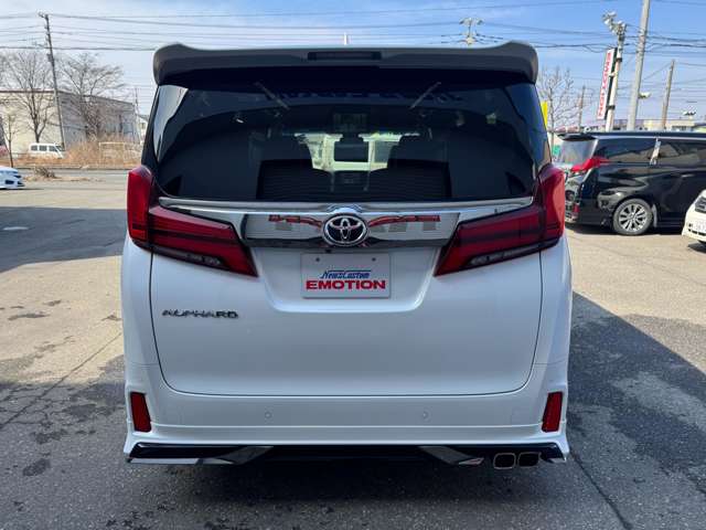 Toyota Alphard 10