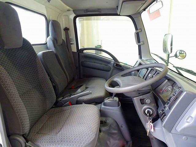 Isuzu Elf 6