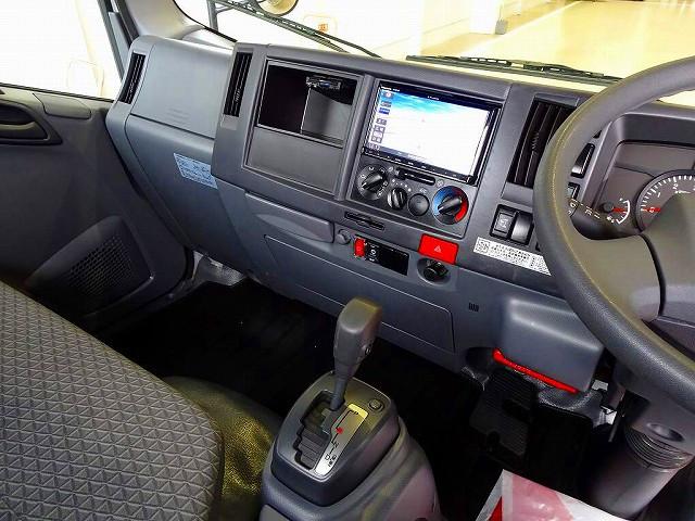 Isuzu Elf 10