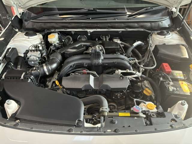 Subaru Legacy Outback 8